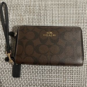 Coach wristlet